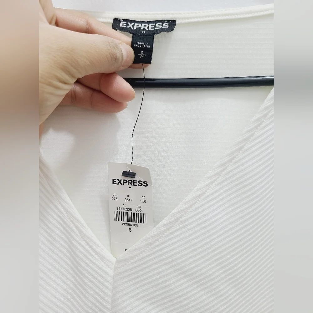 Express Blouse White with Waist Tie Detail - Size S​ - Picture 3 of 6
